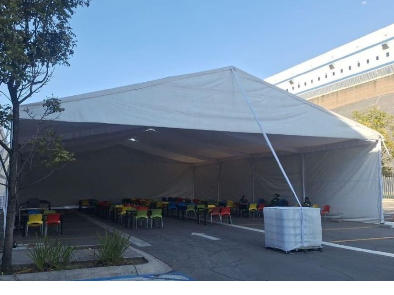 Carpas Colosales Carpas y Domos